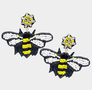 Handcrafted Beaded Bee Earrings - Chic and Unique Accessory